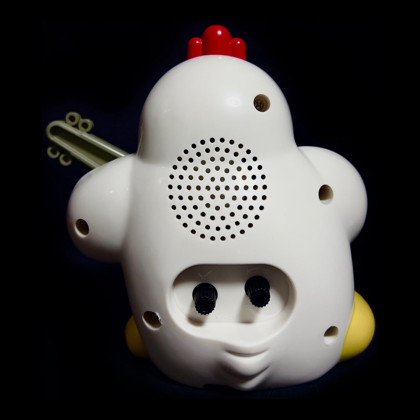 Rhythm “Rock n’ Roll Chicken” Novelty Musical Alarm Clock with Fun Singing Alarm Sound - CRE321UR03